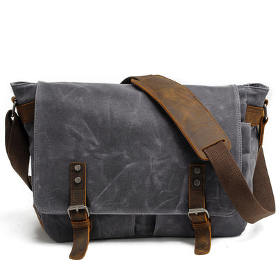 Cillian - Retro Brown Messenger Bag